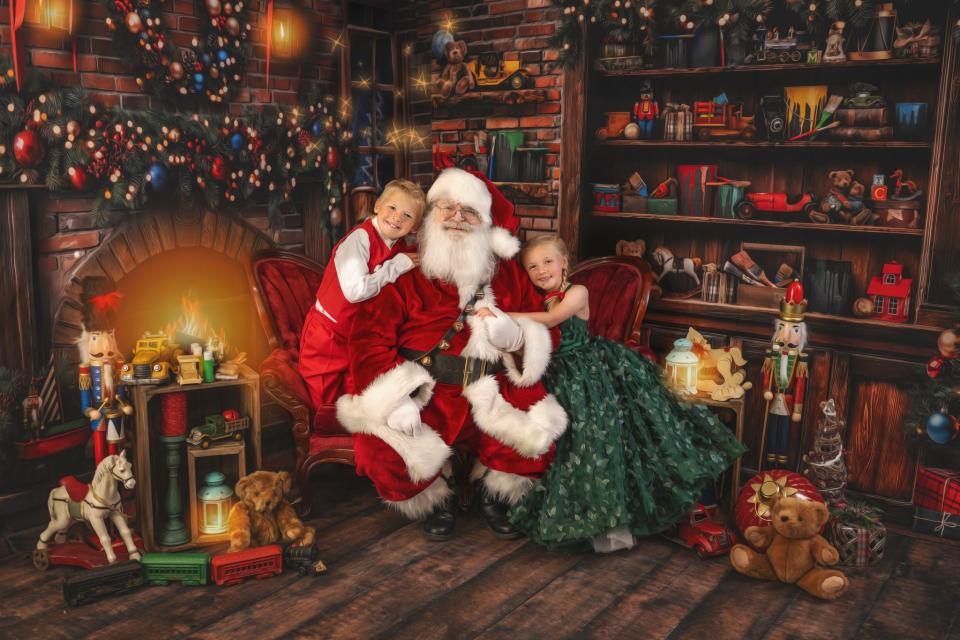 Merry Makers Fireplace Extra Toys (JA)