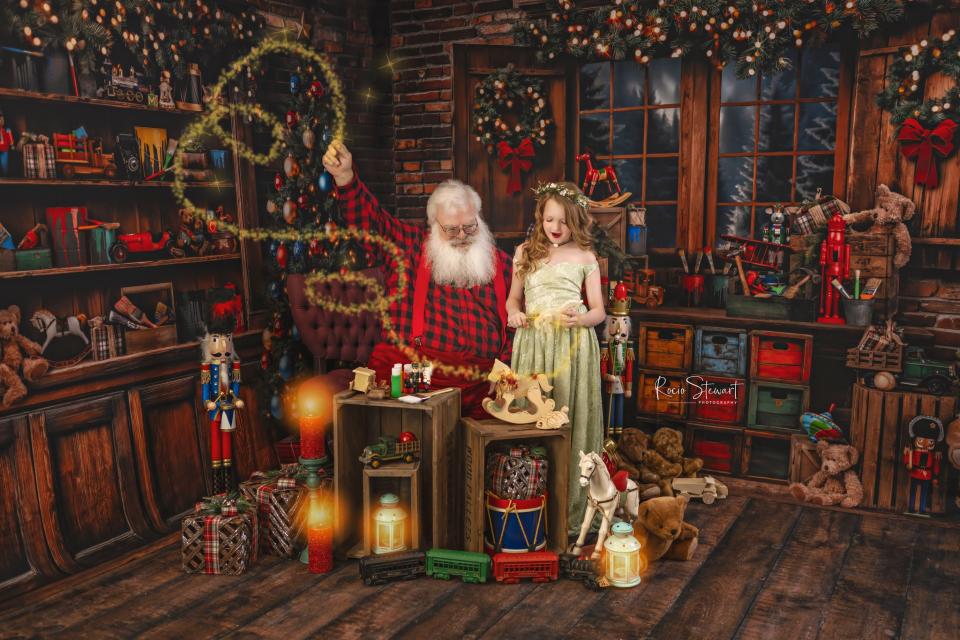 Merry Makers Workshop Window (JA)