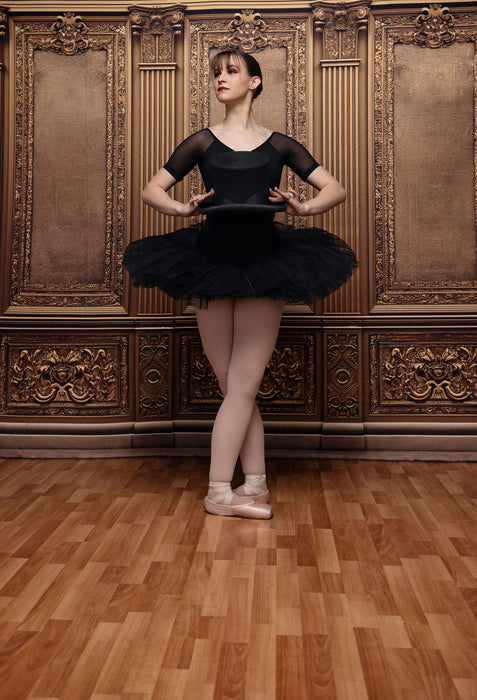 Ornate Gold Wall (MD)