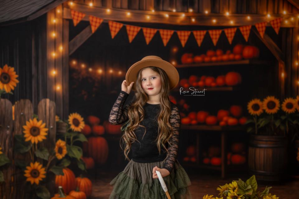 Sunflower Ridge Barn (JA)