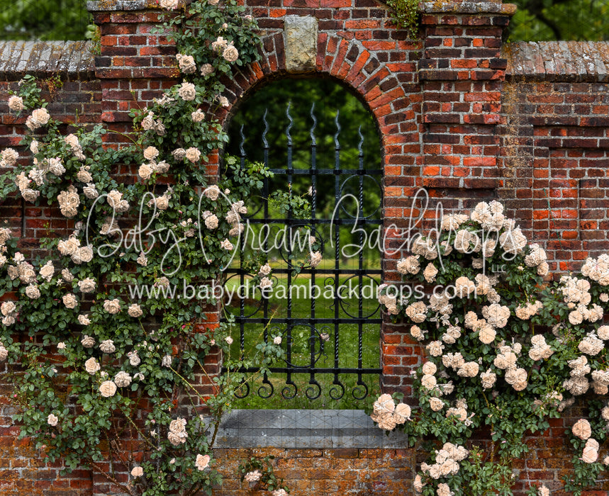 Brick of Climbing Blooms (CC)
