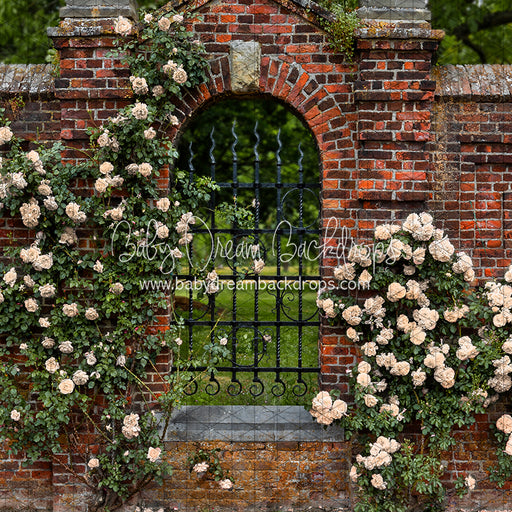 Brick of Climbing Blooms (CC)