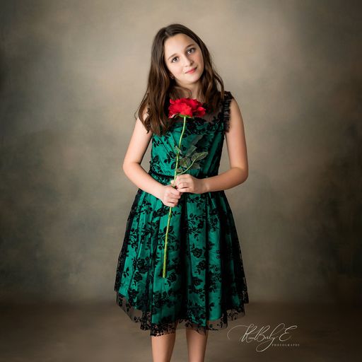 Sweeps Allure Feather