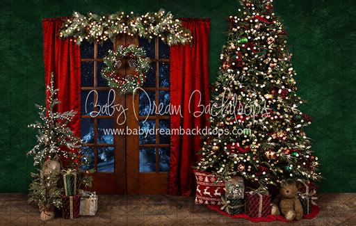 Christmas at Home Tree (JA)