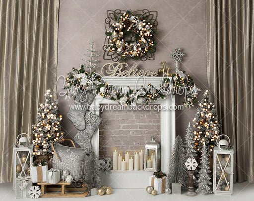 Classy Christmas Mantel (Lights)