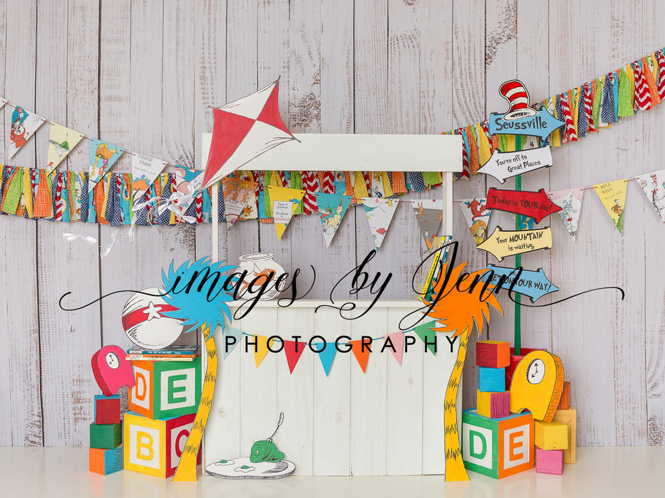 Clocks & Blocks Stand