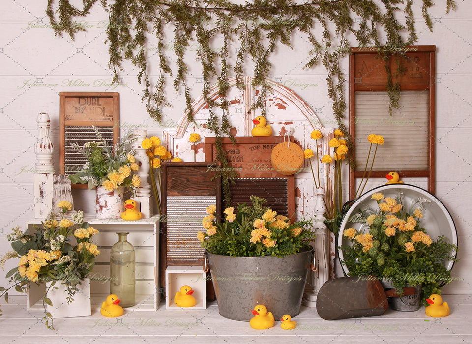 Cottage Bath Yellow No Tub