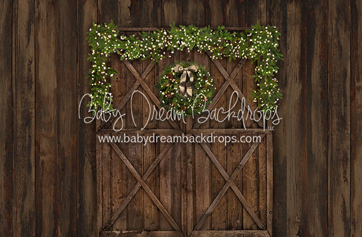 Cottage Christmas Barn Doors (Lights)