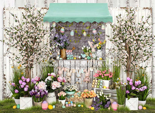 Country Easter Stand (Grass)