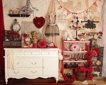 Crystal's Victorian Dressing Room - 8x10ft 