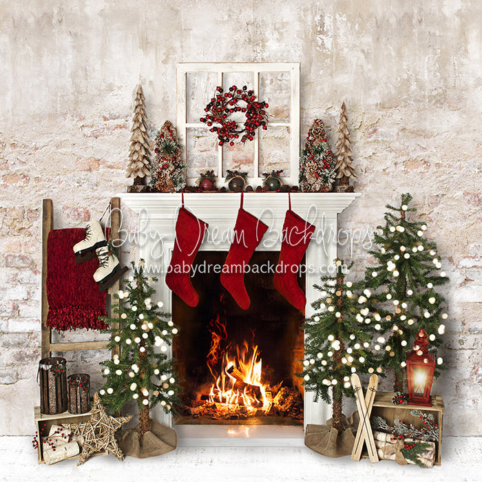 Farmhouse Cozy Fireplace (Lights)