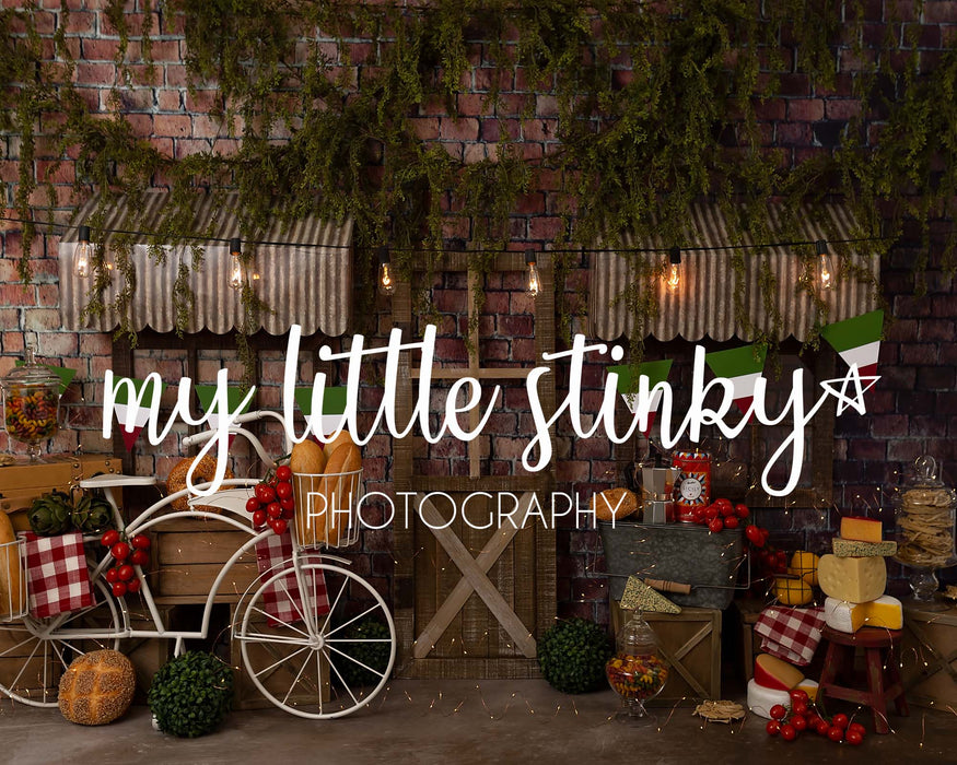 Francos Market No Sign