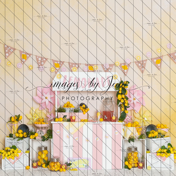 X Drop fresh pink lemonade with pinwheels