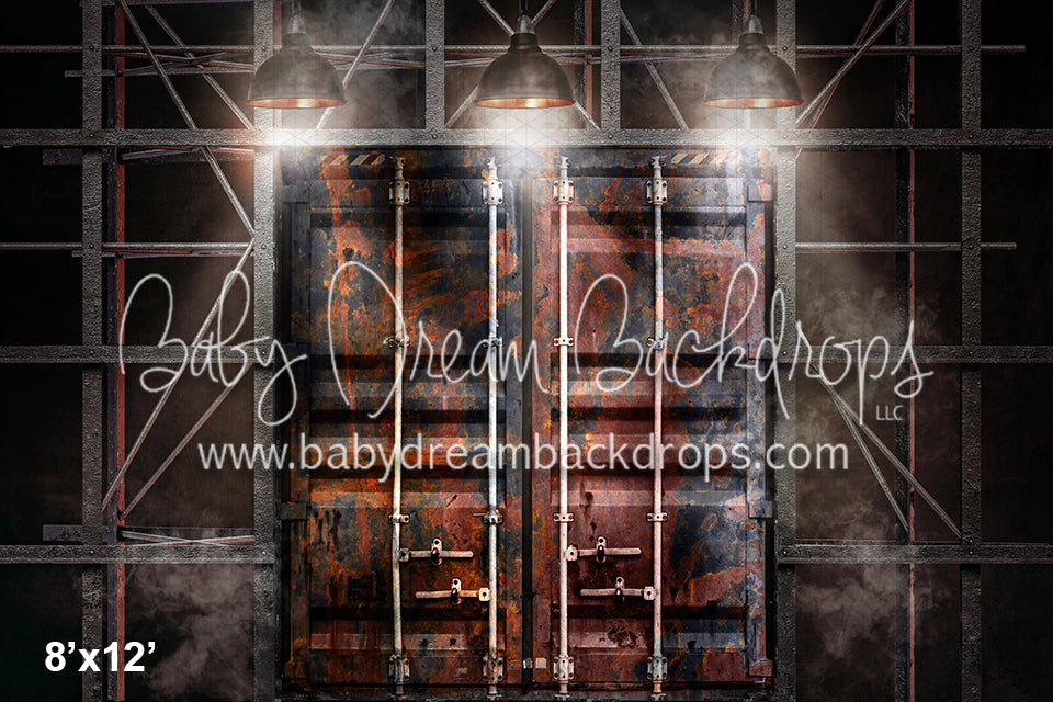 Grunge Shipping Container (VR)