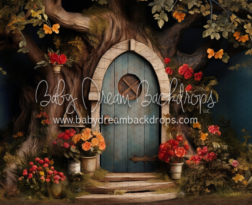 Honey of a Tree House (JA)