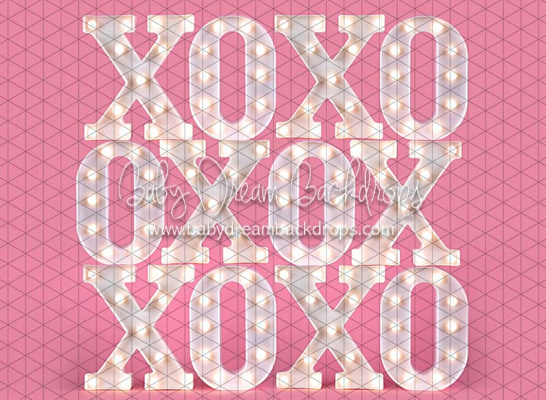X Drop hugs and kisses in pink