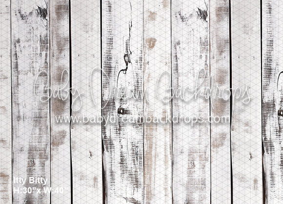 Itty Bitty White Painted Barnwood (BD)