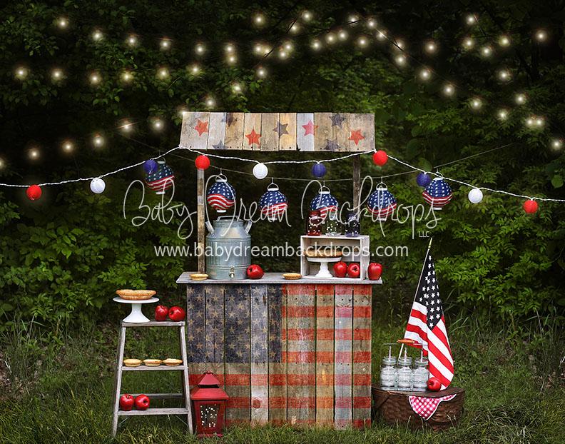 July Apple Pie Picnic