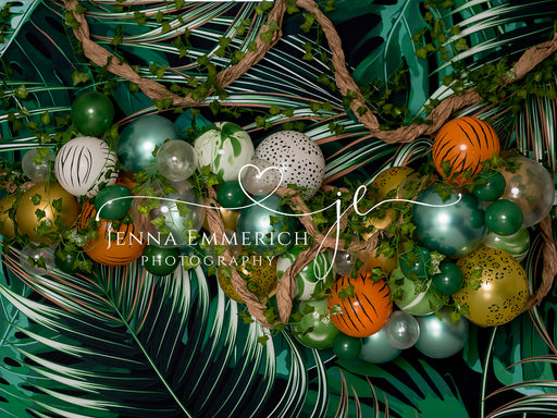 Jungle Balloon Garland (no props)
