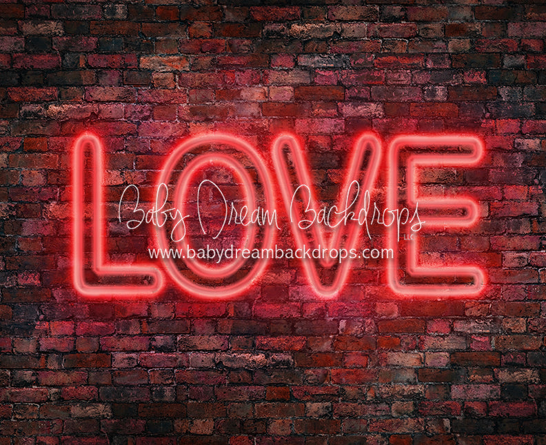 Bitty Lit Up In Love