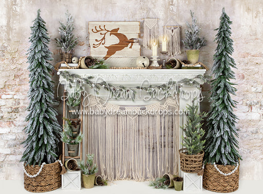 Merry Macrame Mantel