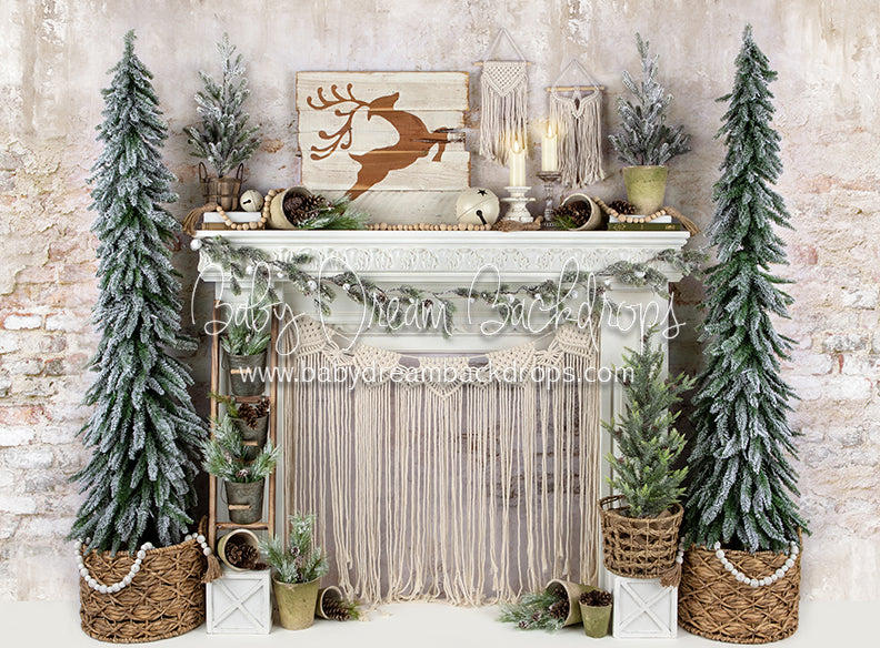 Merry Macrame Mantel