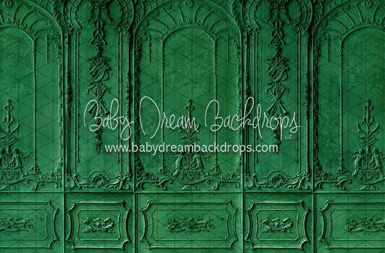 Midnight Elegance Holly (CC)