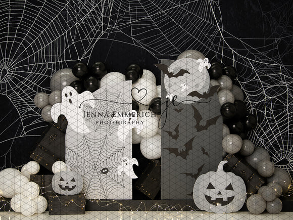 Monochromatic Halloween Spooky Arch (JE)