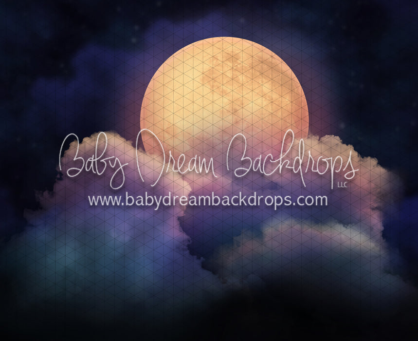 Moon Over Salem (CC)