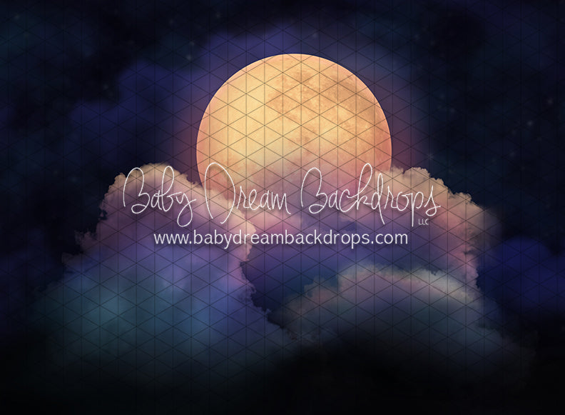 Moon Over Salem (CC)