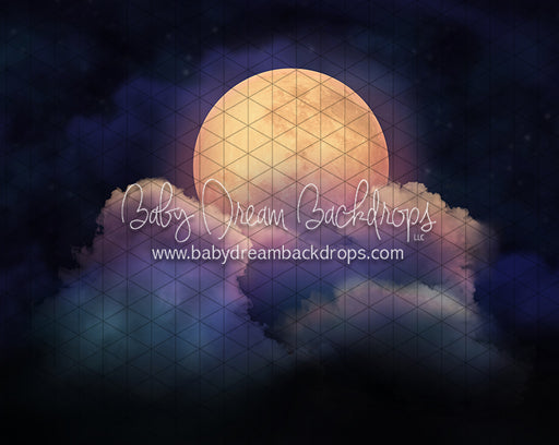 Moon Over Salem (CC)