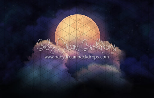 Moon Over Salem (CC)