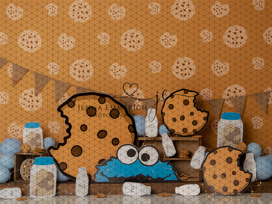 Munch on Cookies (JE)