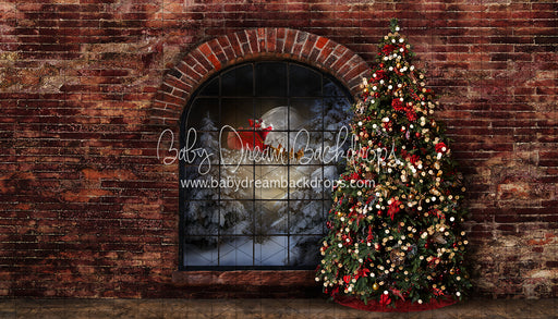Northern Nook Window Santa Tree (JA)