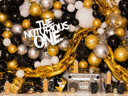 Notorious One Balloon Wall with Lights