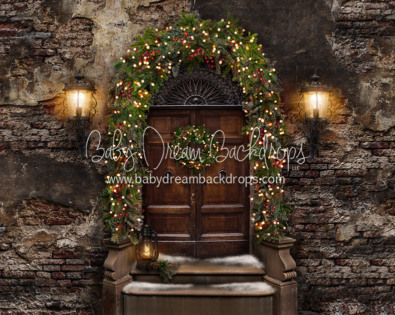 X Drop old city christmas door