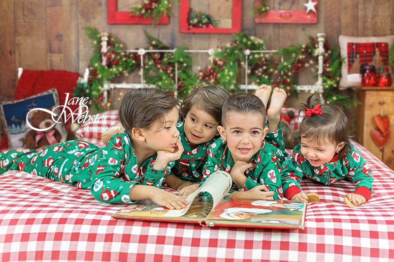 Old Time Christmas Headboard