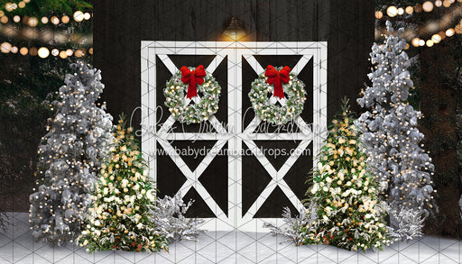 Once Upon a Christmas Black Barn (JA)