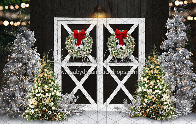 Once Upon a Christmas Black Barn (JA)