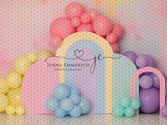 Pastel Arch with Balloons (JE)