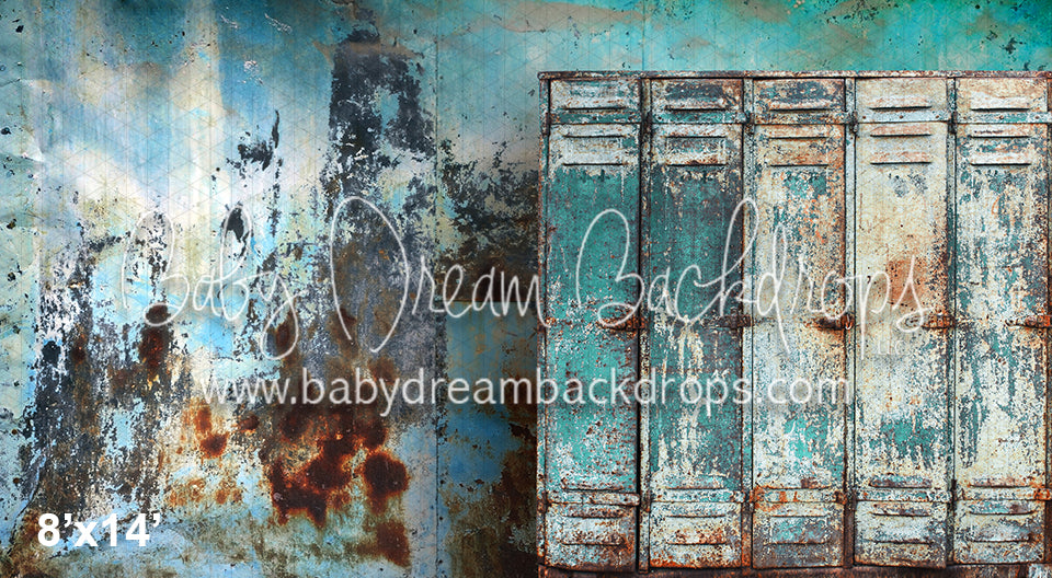 Rusty Aqua Lockers (CC)