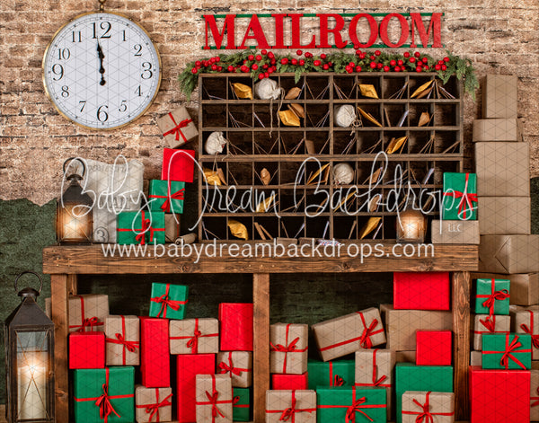 Santa's Mailroom (VR)