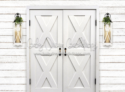 Simple White Doors Lanterns