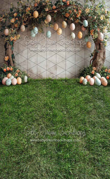 Sweeps Hoppy Easter Tree Arch (Grass) (JA)