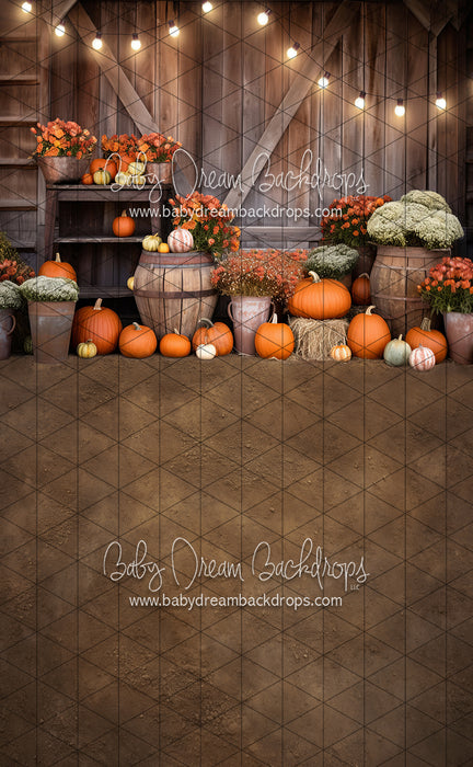 Sweeps Rustic Pumpkin Barn (JA)