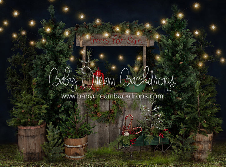 Tree Farm Eve Stand (Grass)