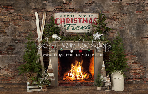 Tree Farm Lodge Mantel