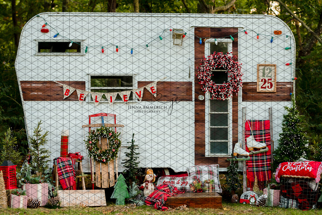 Vintage Christmas Camper with Lights