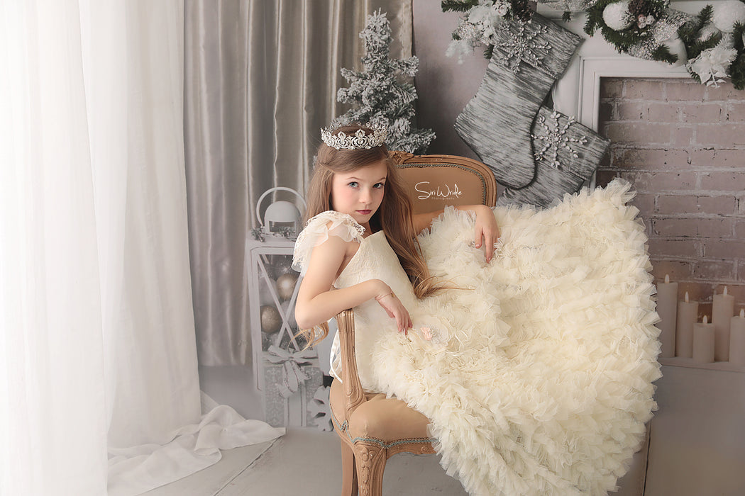 Classy Christmas Mantel