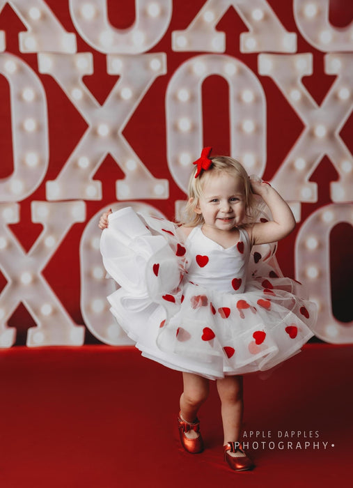 Hugs and Kisses in Red (JA)